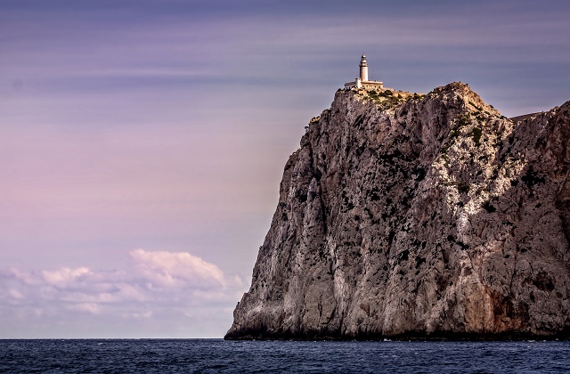 Club MAC Cap Formentor Lighthouse